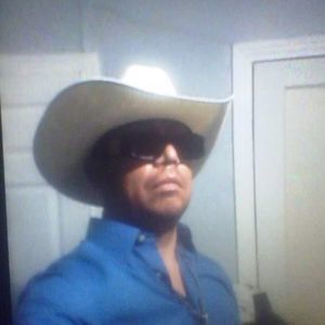 Meet your Posher, Ray